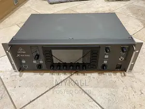 Behringer X32 Rack