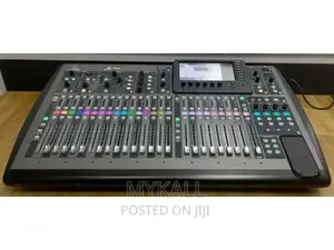 Behringer X32