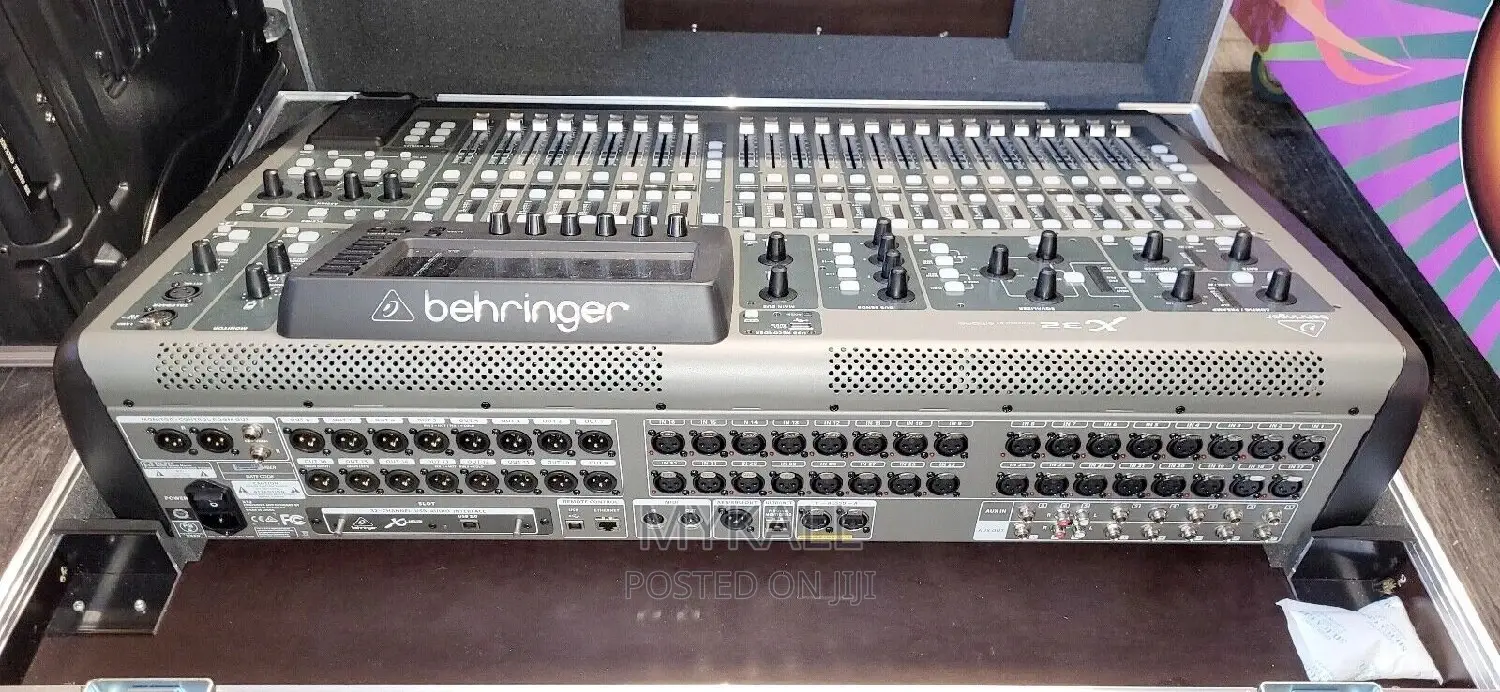 Behringer X32