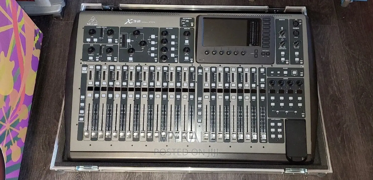 Behringer X32