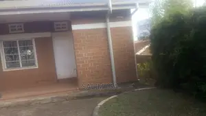 3bdrm Bungalow in Kololo Property, Central Division for Rent