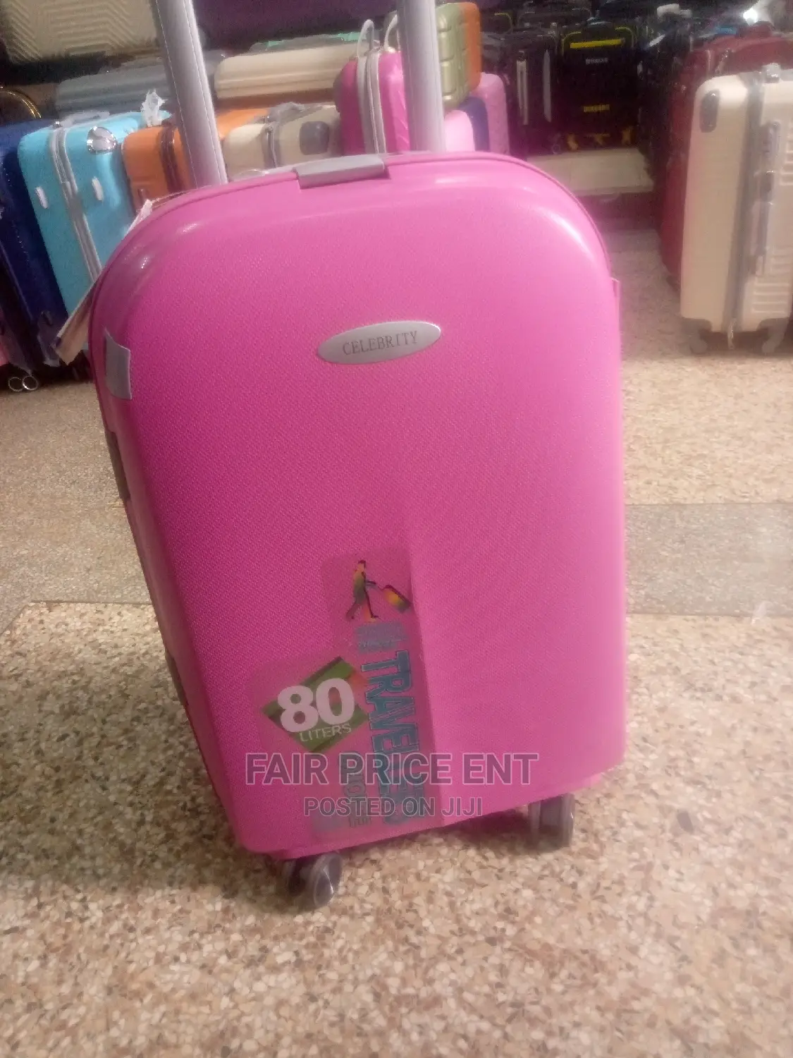 Celebrity Plastic Honeymoon Suicase Medium (Pink)