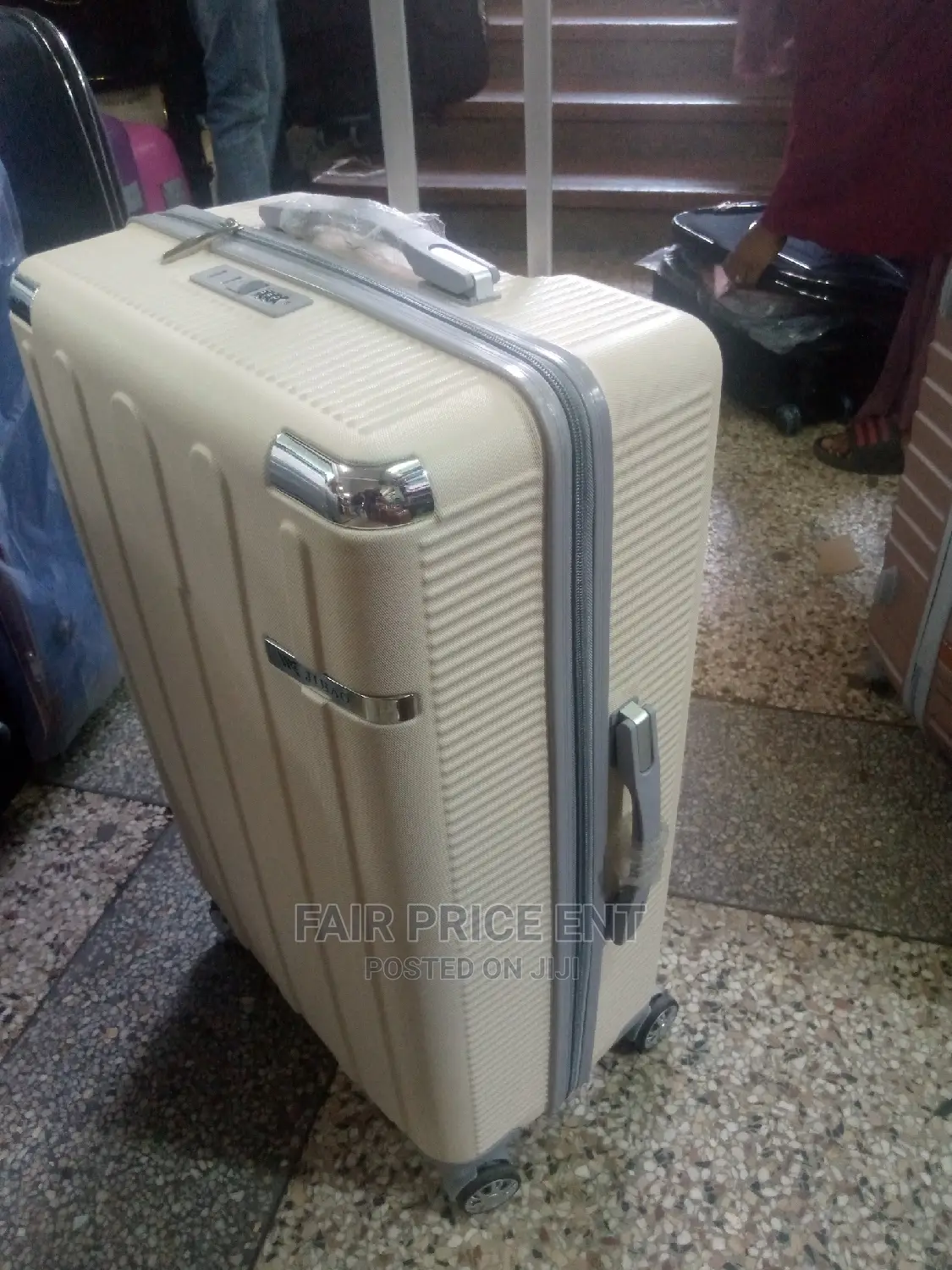 Plastic Suitcase Big Size( Cream)