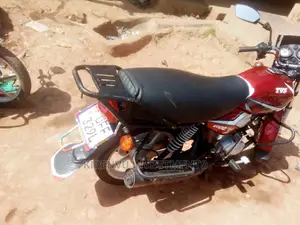 TVS Apache 180 RTR 2018 Red
