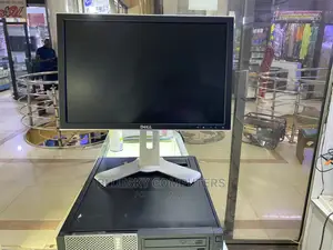 Desktop Computer Dell OptiPlex 7040 4GB Intel Core i3 HDD 500GB