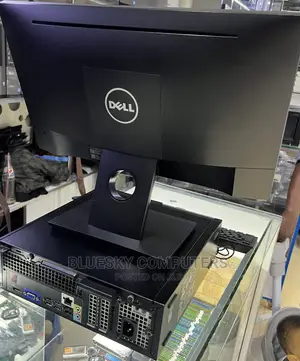 Desktop Computer Dell OptiPlex 3090 4GB Intel Core I5 HDD 500GB