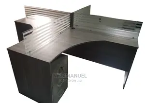 4 Seater Workstation