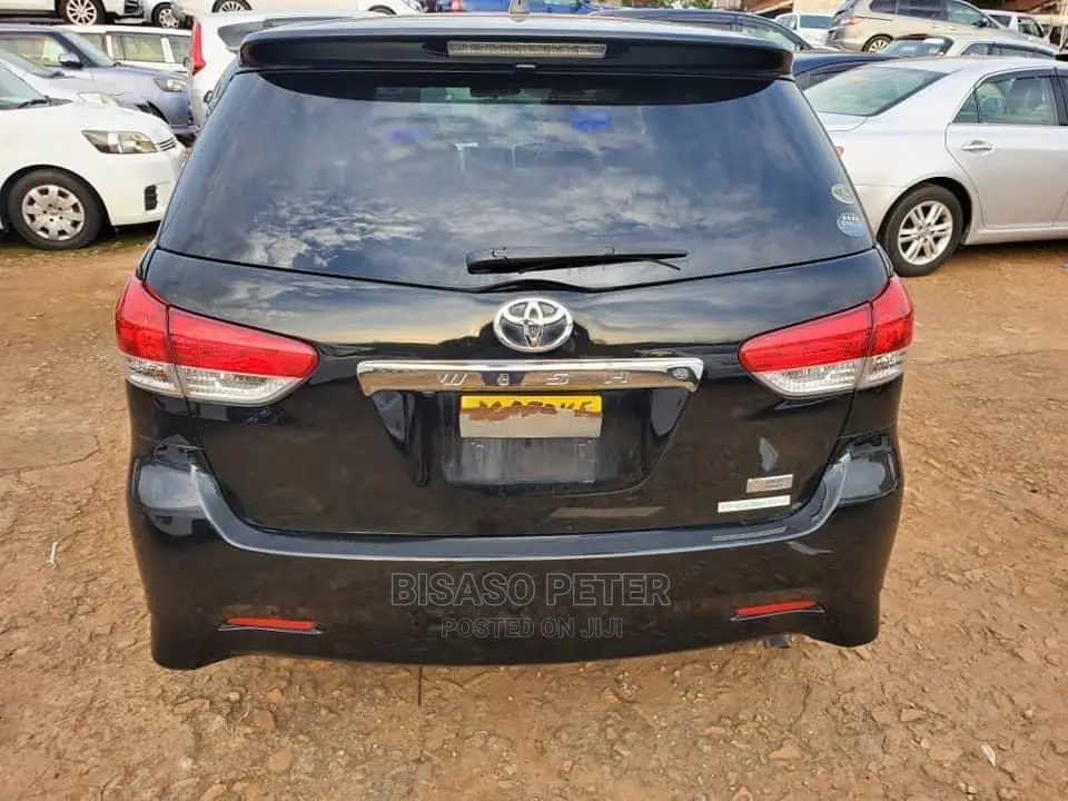 Toyota Wish 2010 Black