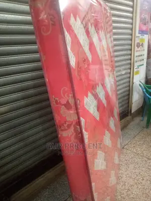 Mattress 5*6 Sealed ( Red)