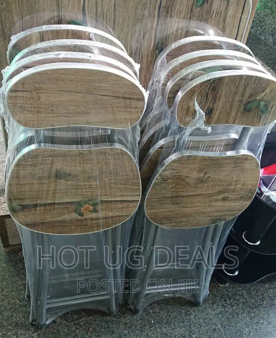 Foldable Reading Chair - Gold