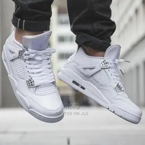 J4. Jordan 4s White