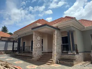 Furnished 4bdrm House in Kira First Class for Sale