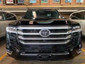 Toyota Land Cruiser Prado 2022 Black