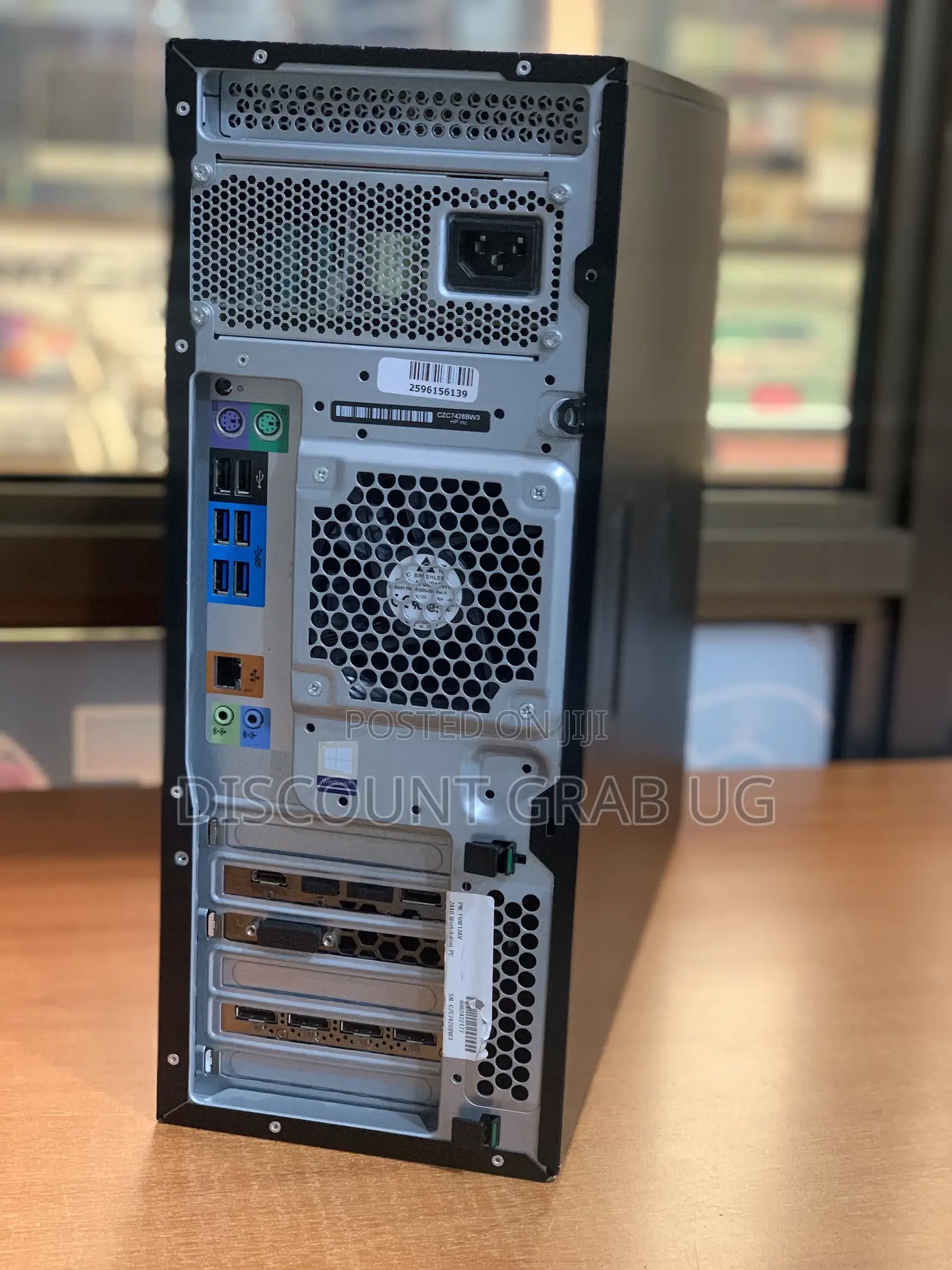 Desktop Computer HP Z440 64GB Intel Xeon SSD 1T