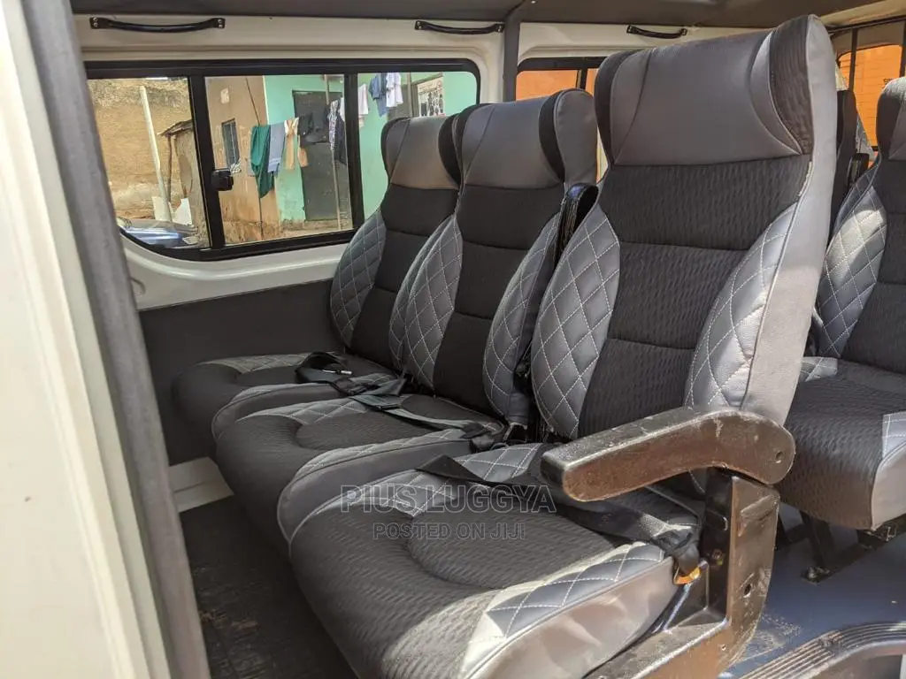 Drone Car Hire (10 14seater)