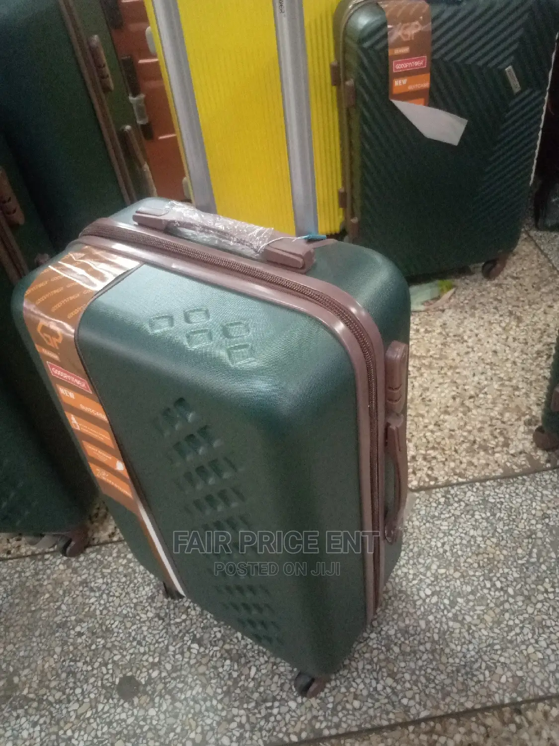Executive Plastic Suitcase Small ( Green)