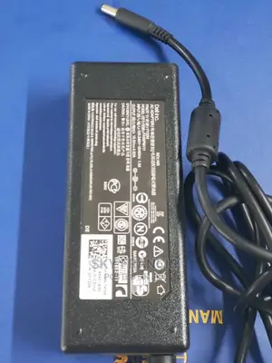 Dell Adapter Small Pin Available