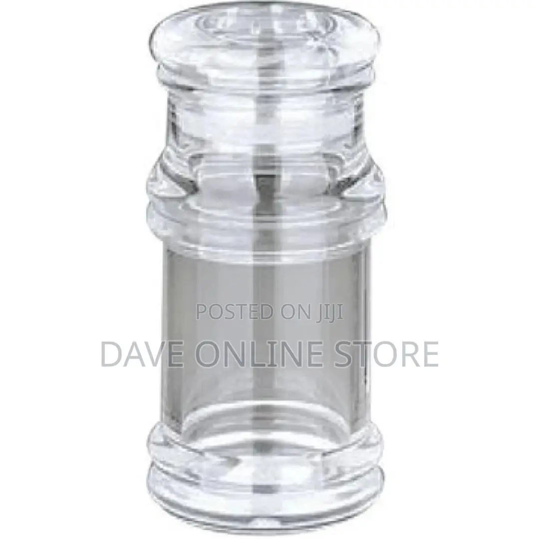 Acrylic Salt and Pepper Shakers Set – Transparent