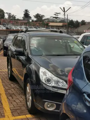 Subaru Outback 2.5i 2010 Black