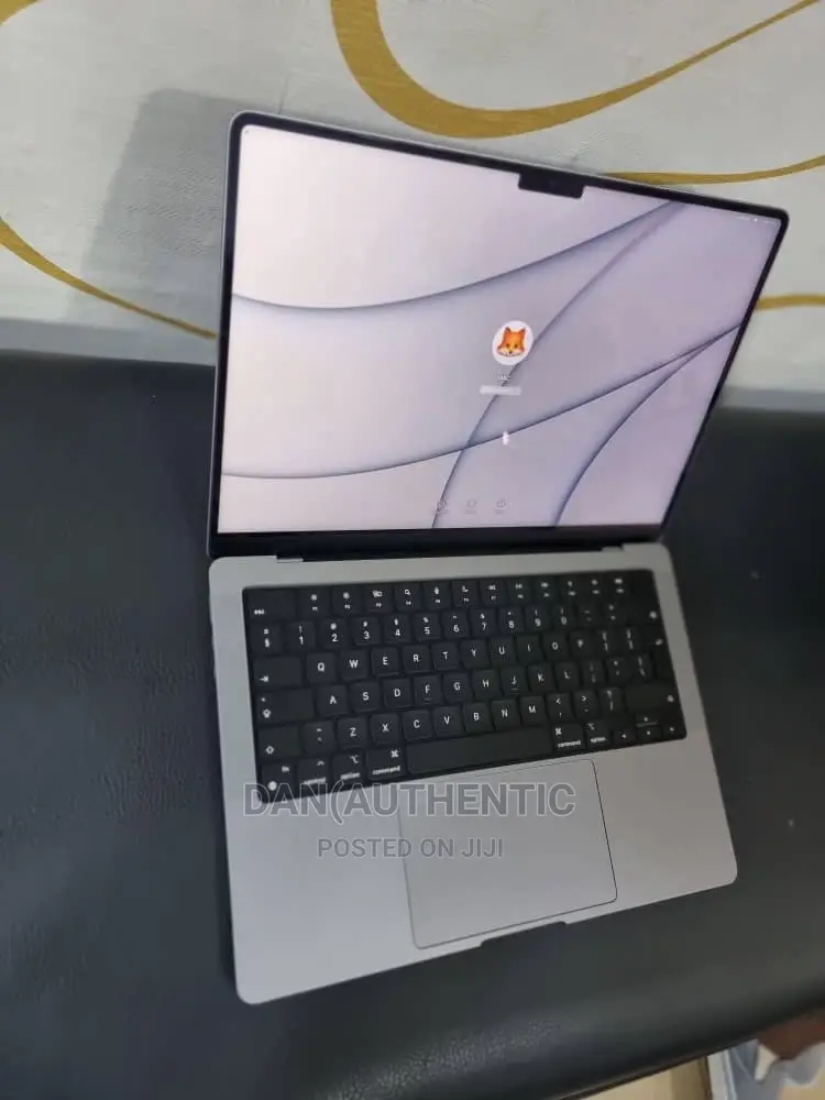 New Laptop Apple MacBook Pro 16GB Apple M1 Pro SSD 512GB