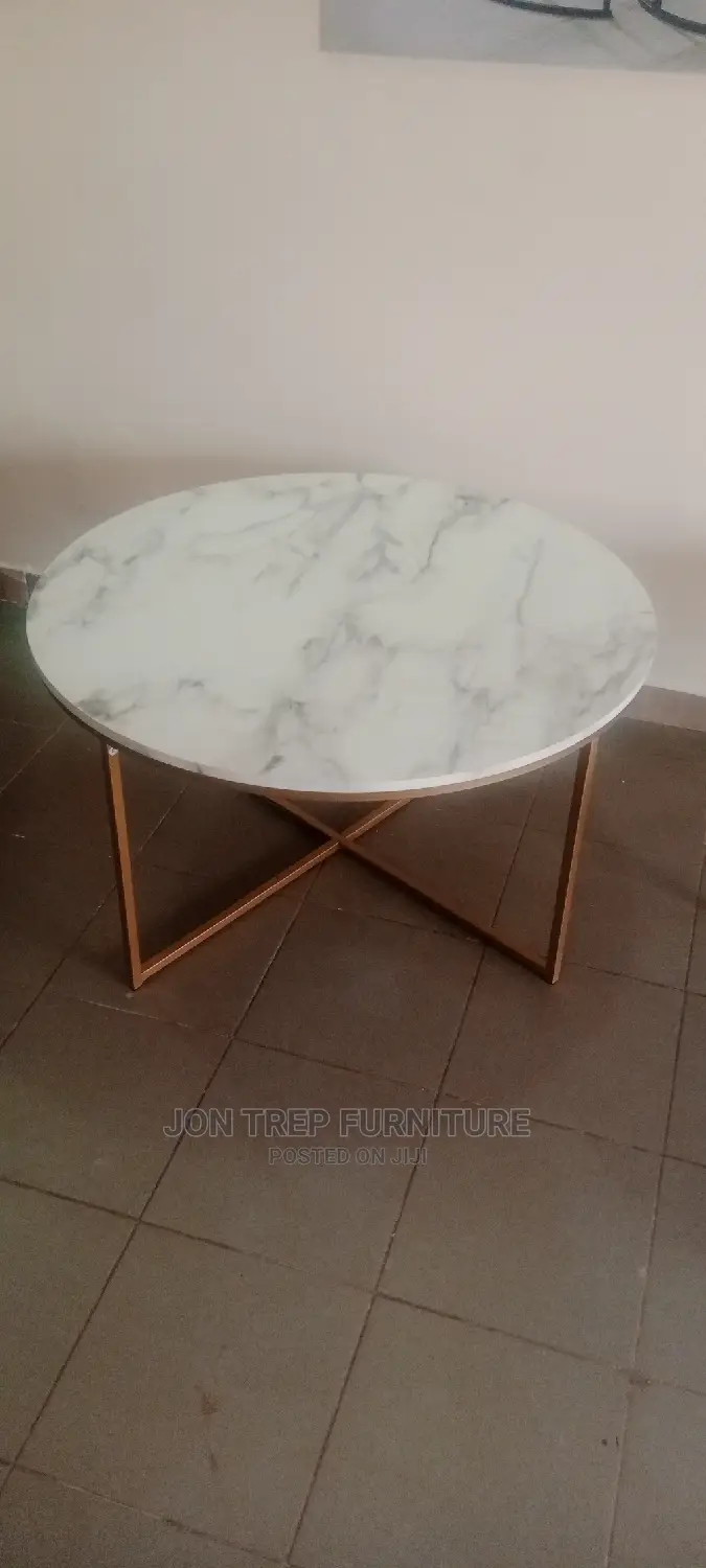 Round Center Table
