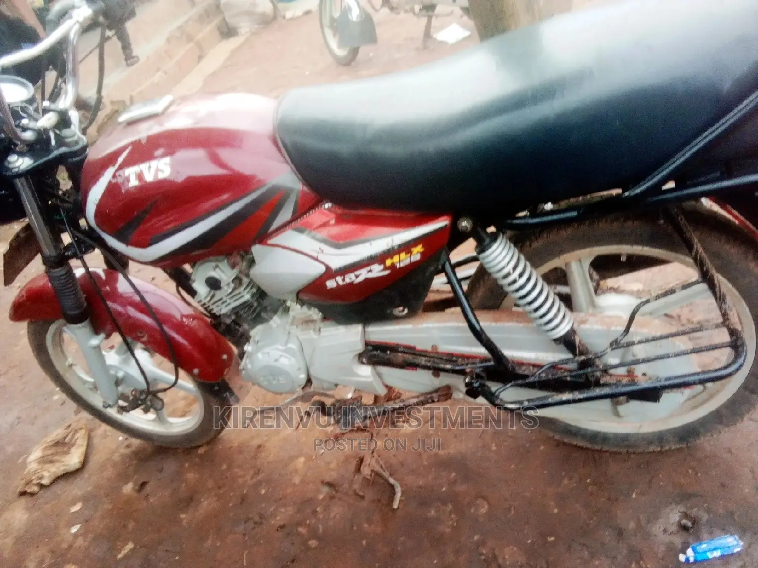 TVS HLX 125 2016 Red