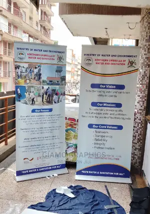 Roll-Up Banners (Pull Up Banners)