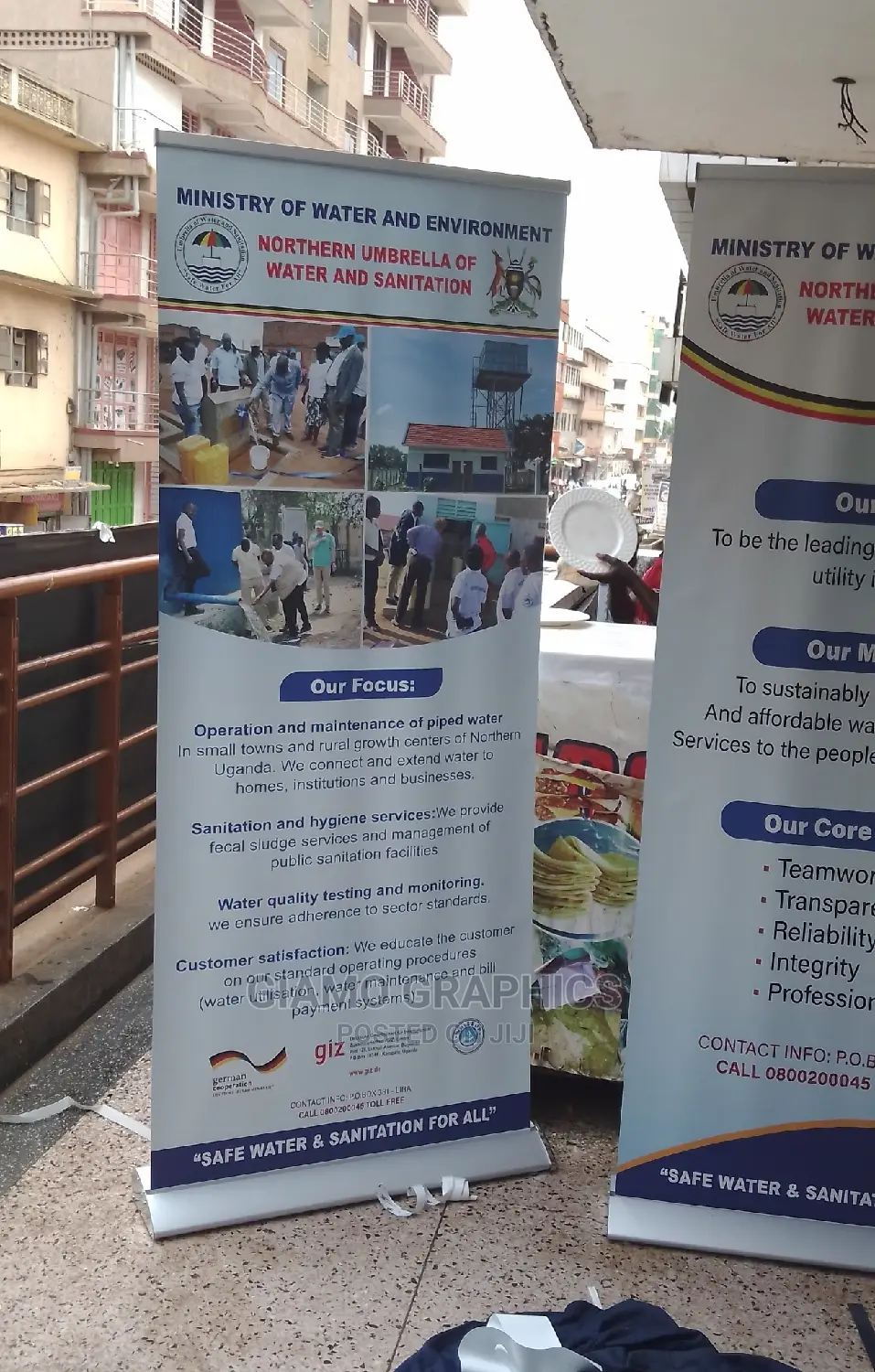 Roll-Up Banners (Pull Up Banners)