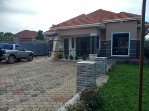 Furnished 4bdrm Maisonette in Kira for Sale