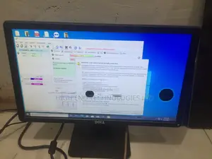 19inch Dell Monitor With Round Spots
