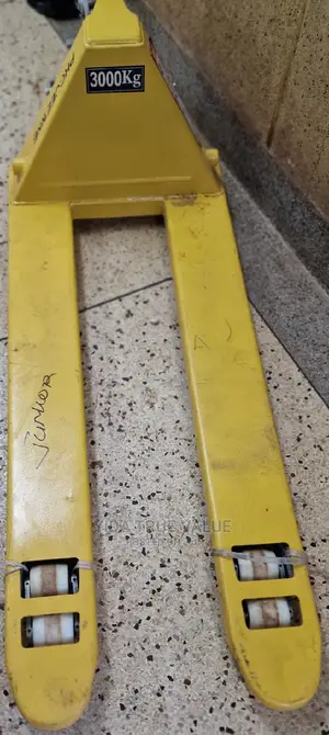 Pallet Trucker 3000kg Industrial Use