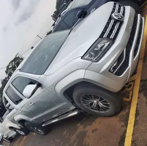 Volkswagen Amarok 2017 Silver