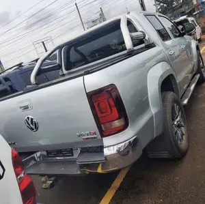 Volkswagen Amarok 2017 Silver