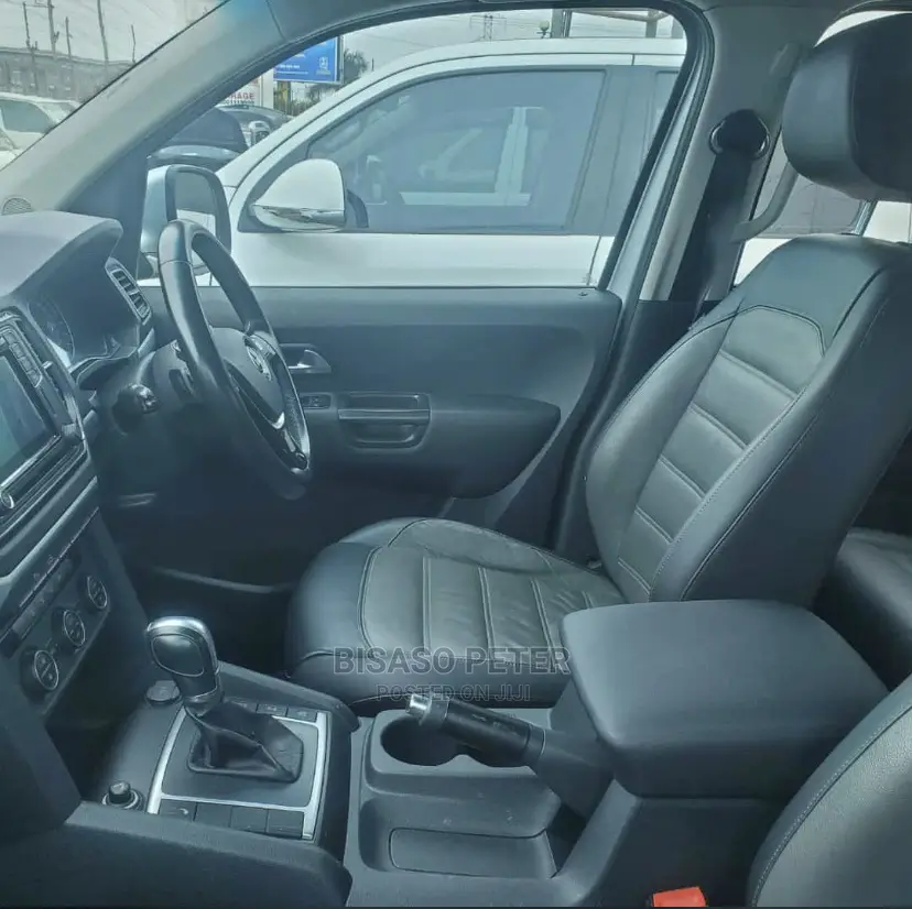 Volkswagen Amarok 2017 Silver