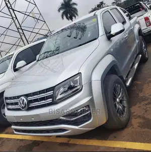 Volkswagen Amarok 2017 Silver