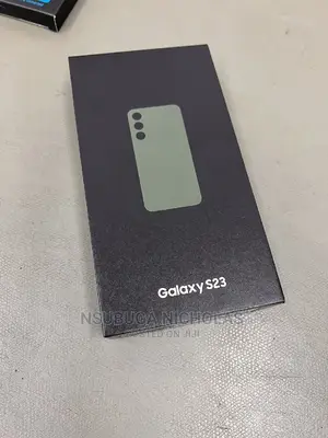 New Samsung Galaxy S23 256 GB Green