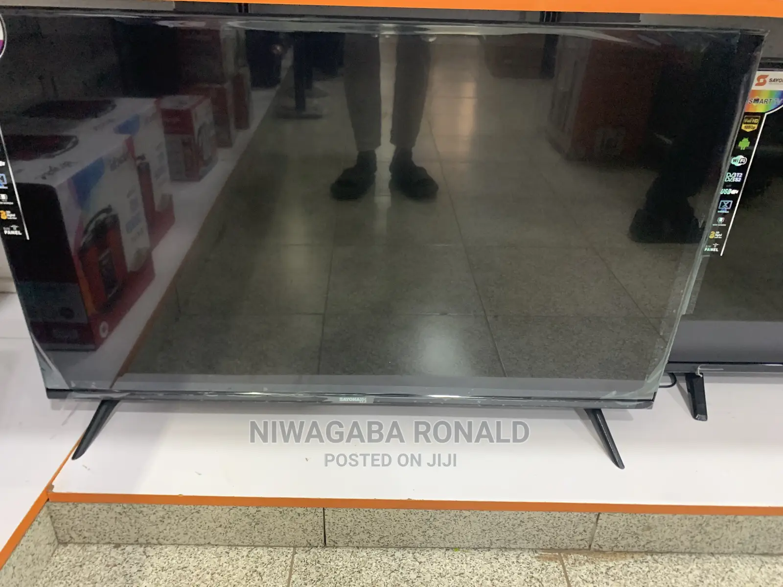 43” Sayona Smart Tv