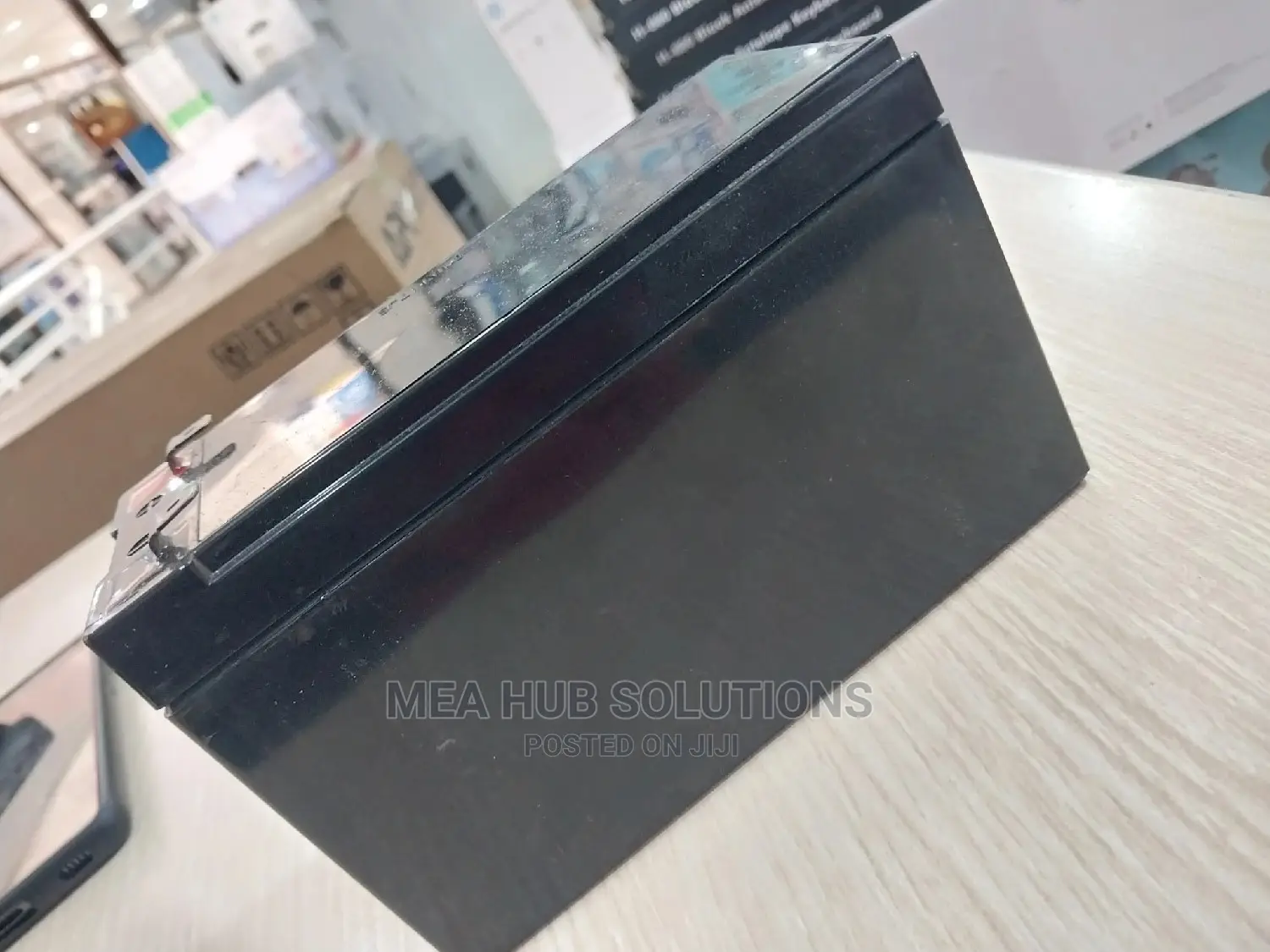 Gold Star Ups Battery