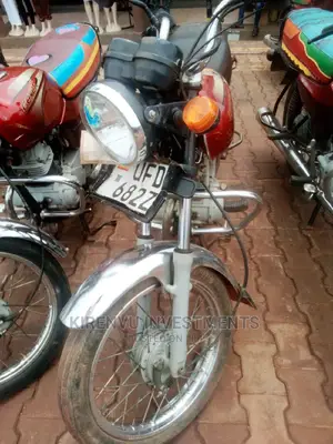 Bajaj Boxer 100 2017 Red