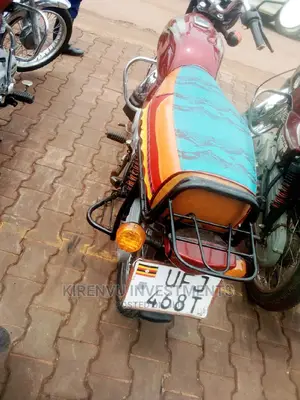 Bajaj Boxer 125 2018 Red