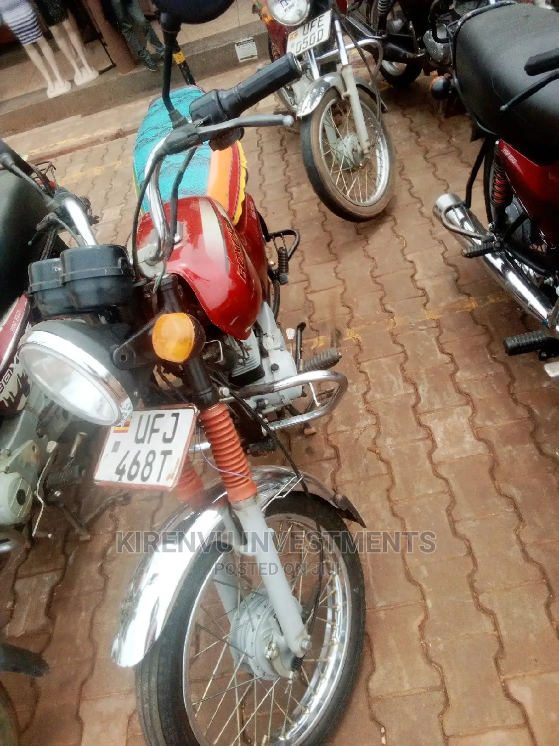 Bajaj Boxer 125 2018 Red