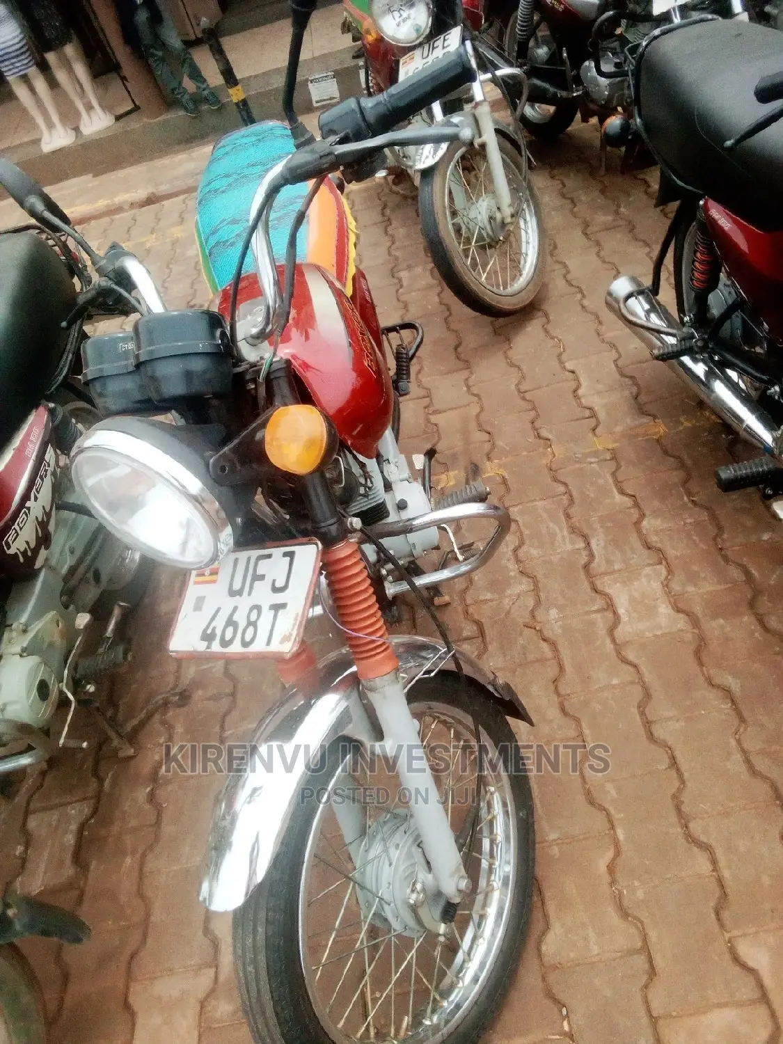 Bajaj Boxer 125 2018 Red