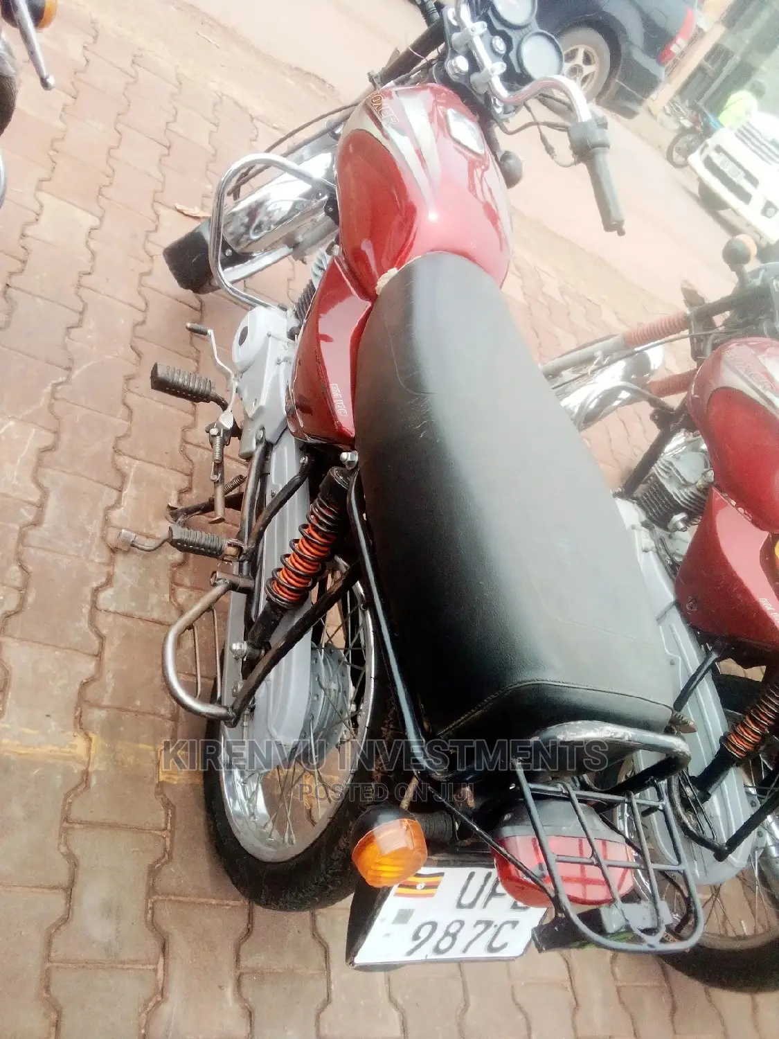 Bajaj Boxer 100 2019 Purple