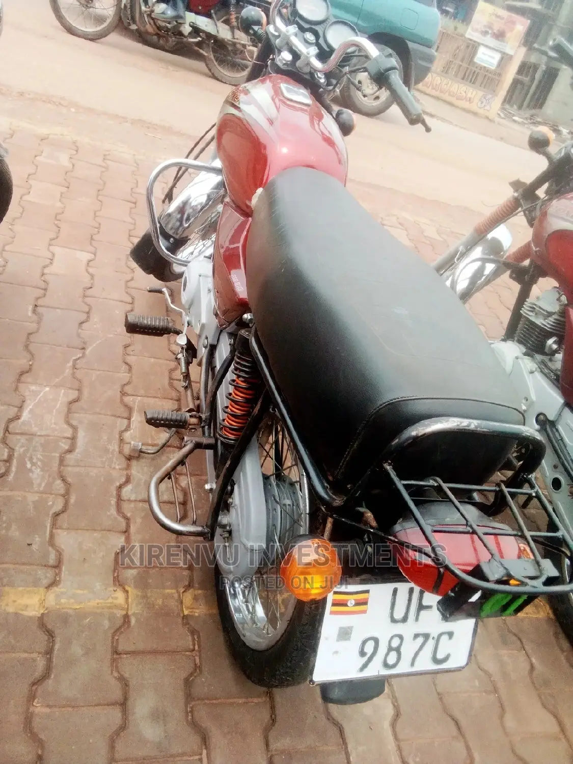 Bajaj Boxer 100 2019 Purple
