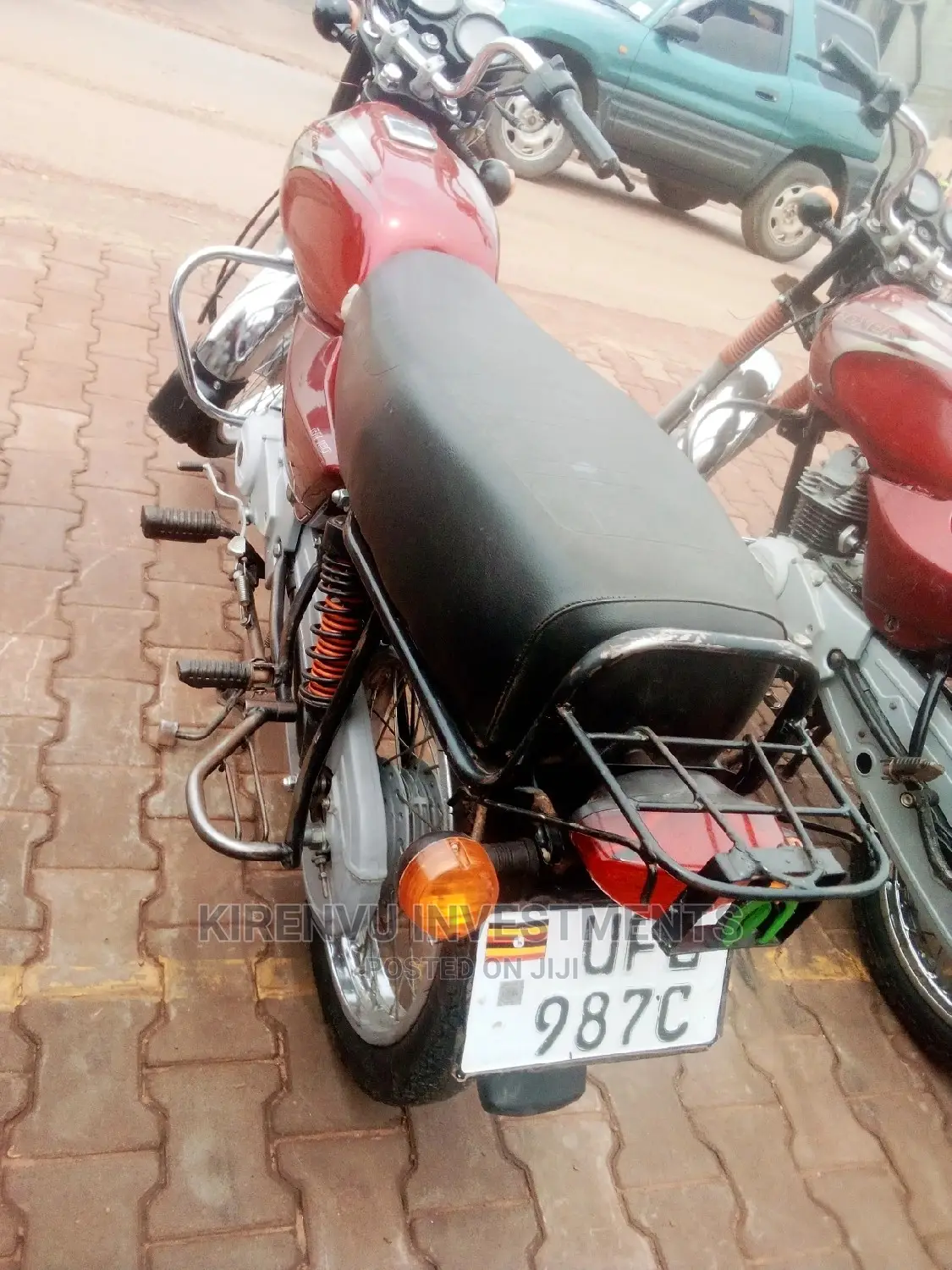 Bajaj Boxer 100 2019 Purple