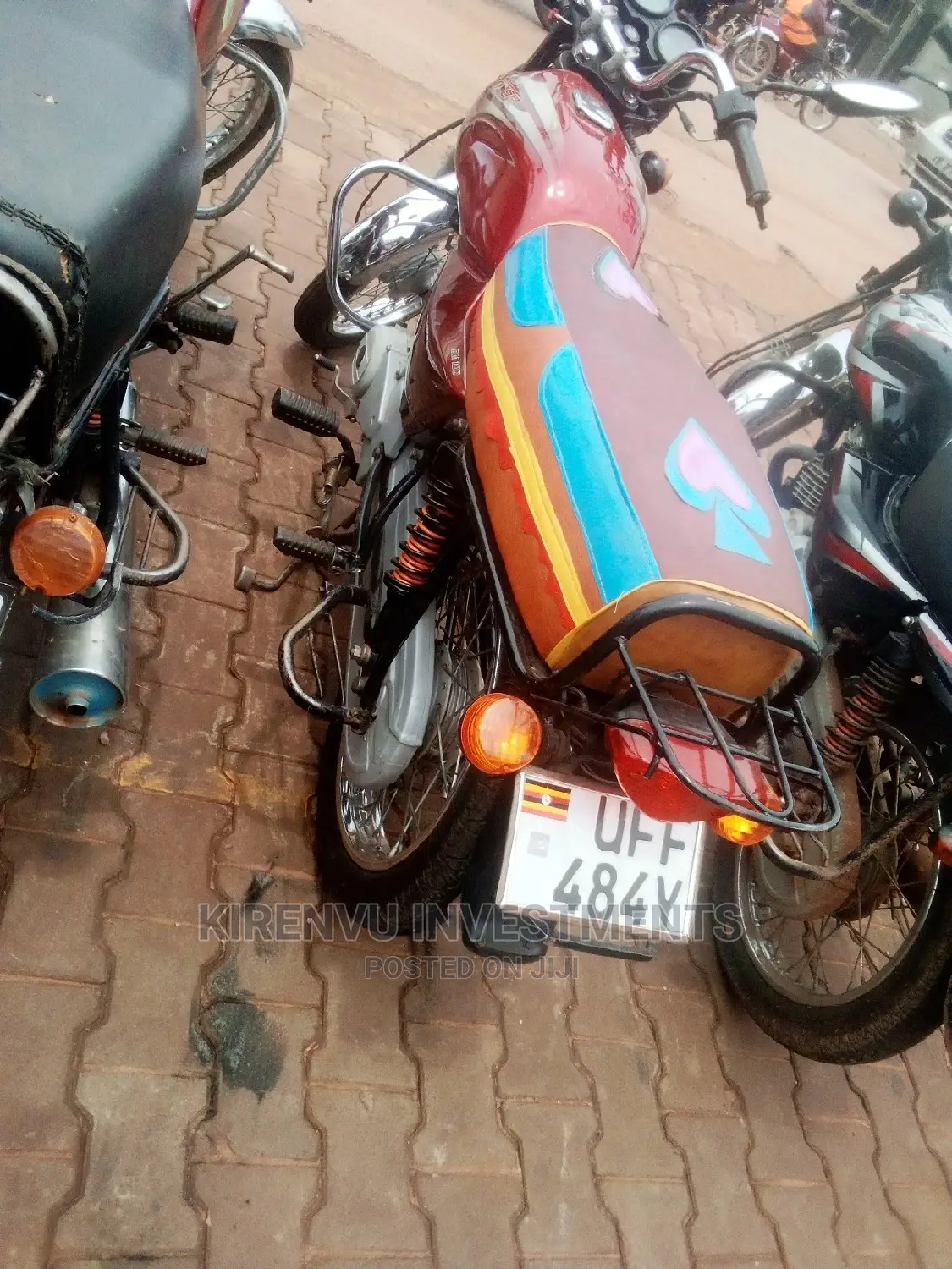 Bajaj Boxer X125 2018 Red