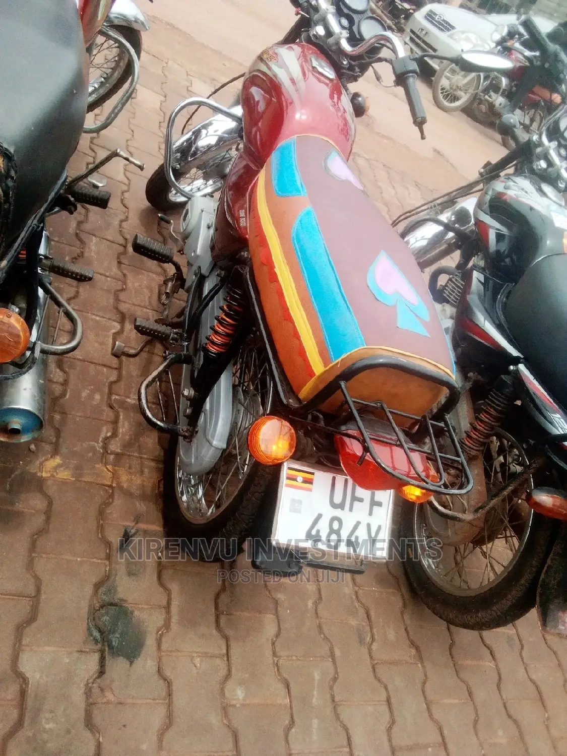 Bajaj Boxer X125 2018 Red