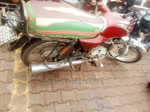 Bajaj Boxer BM100ES 2017 Red