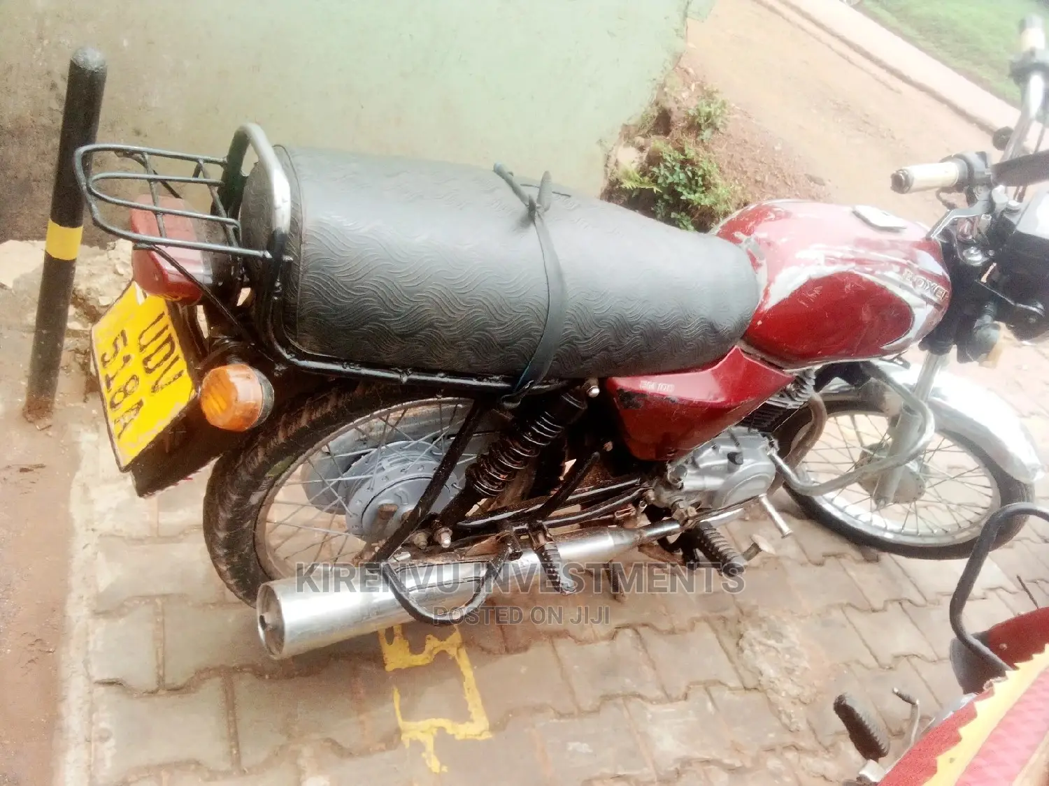 Bajaj Boxer 100 2012 Red