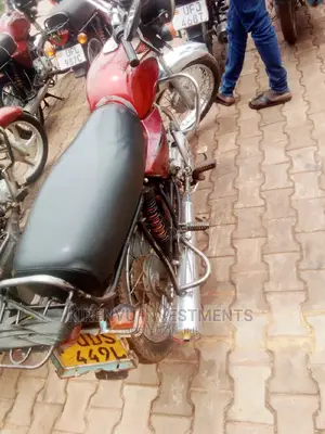Bajaj Boxer 125 2013 Red